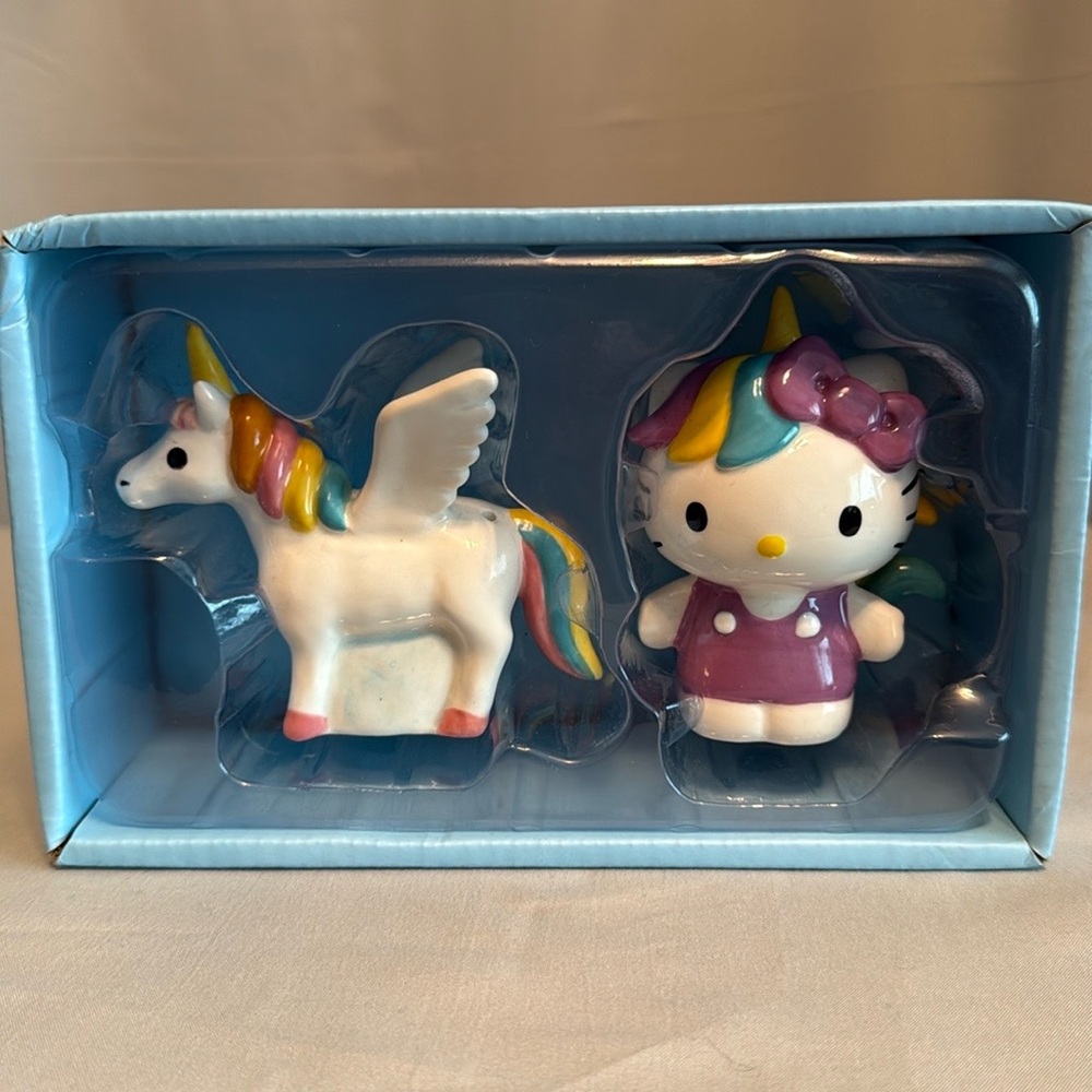 Blue Sky Clayworks Hello Kitty & Unicorn Salt & Pepper Shakers New in Package - Picture 3 of 12